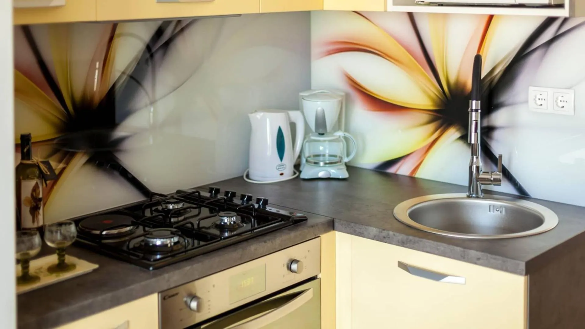 Apartments With Wifi Njivice, Krk - 21713 Croatia